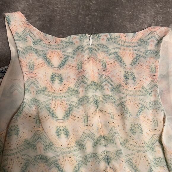 Cabi Ombré Tank Shirt - Picture 9 of 9